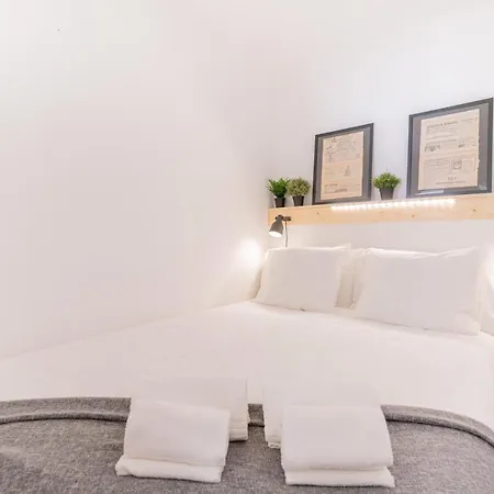 Alfama Nest-2